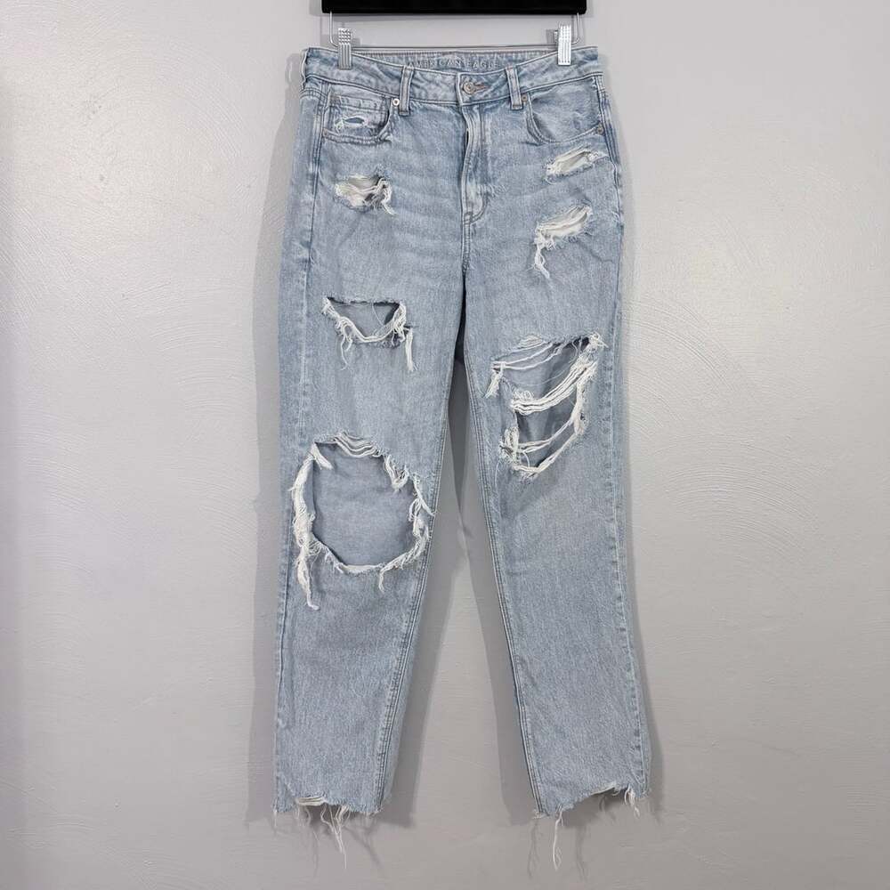 American Eagle Mom Jeans Size 10 Light Wash Distressed Straight